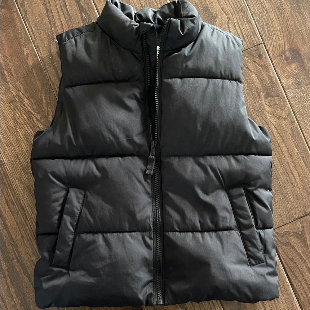 Old Navy Black Quilted Vest